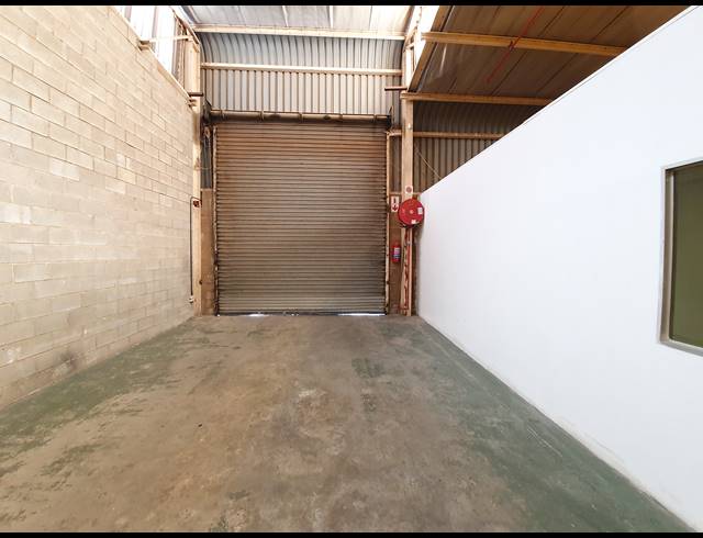 419M² WAREHOUSE TO LET IN SELBY